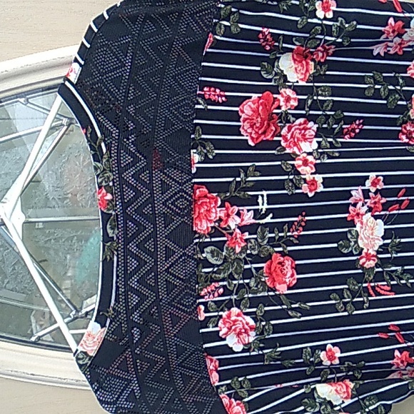 Bobbi Brooks Floral Dress - Picture 5 of 8